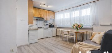 Jasne mieszkanie 2-pokojowe z dużą szafą