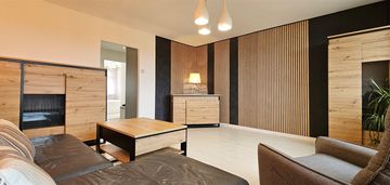 Podzamcze,zadbane,rozkładowe,2-pokoje,48m2,balkon