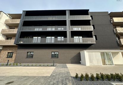 Ustawna kawalerka z dużym balkonem
