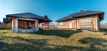 Dom z poddaszem użytkowym | działka 12 arów | sso