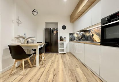 Rozkładowe 2 pokoje|blisko centrum|pierwszy najem