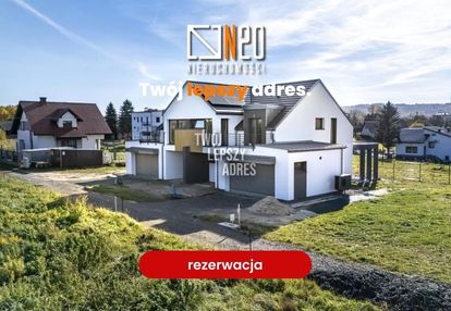 Nowoczesny dom z dwustanowiskowym garażem