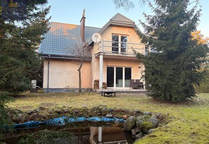 Przestronny dom marmurowa moskuliki