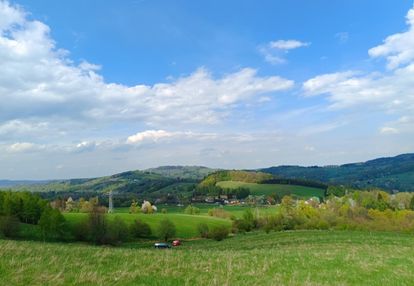 Działki pod lasem z panoramicznym  widokiem