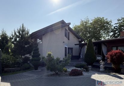 Dom z garażem , 194m2 kałuszyn