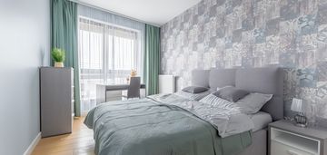 Ostatnie piętro, garderoba, dobra komunikacja