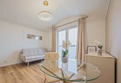 Wysoki standard | 2 pokoje + miejsce postojowe