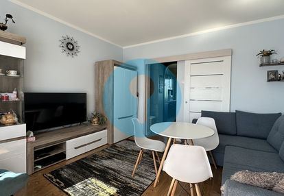 Przestronne 3 pok. mieszkanie z balkonem - 50 m2