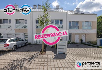 Szereg na czereśniowej w rumi, ostatnie lokale