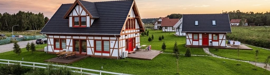 2 nowe całoroczne domy apartamentowe przy plaży