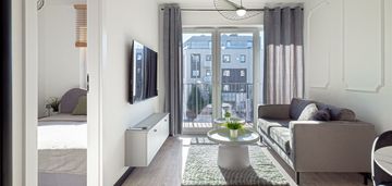 2 pok., garderoba, balkon, garaż