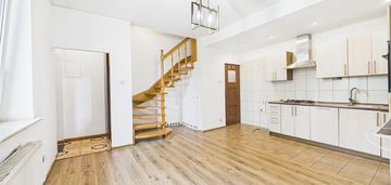 Dwupoziomowe mieszkanie  zabudowie szeregowej !