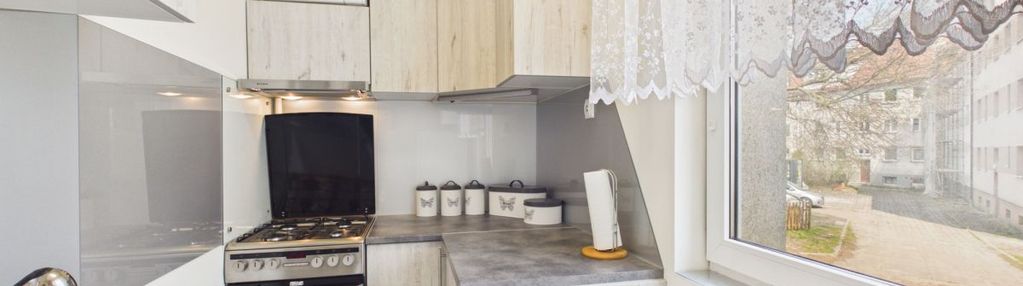 Zadbane 2-pok z oddzielną kuchnią