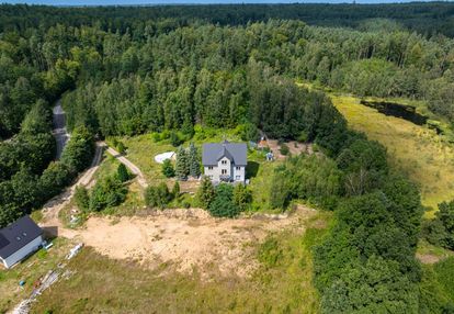 Oferujemy na sprzedaż duży dom koło kartuz