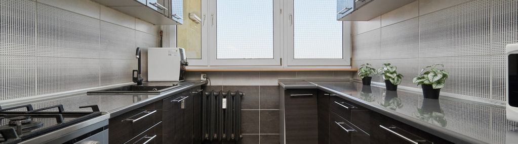 3 pokoje z oddzielą kuchnią na nowym dworze