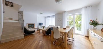 Segment 160 m² z ogrodem w centrum józefosławia