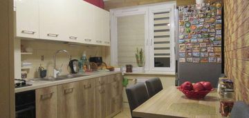 2 pokoje 46m2 iii piętro z balkonem