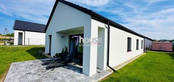 Dom parterowy nowe osiedle zielona okolica