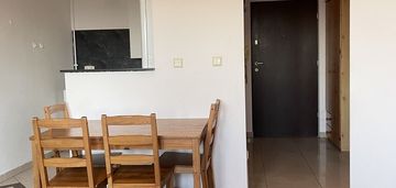 2-pokojowe mieszkanie z balkonem i parkingiem.