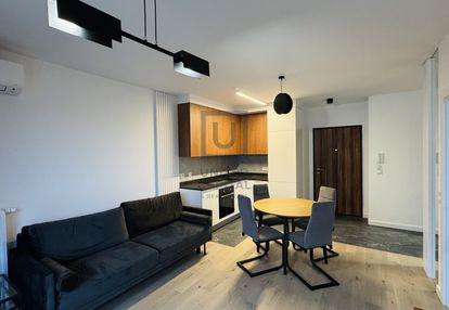 Piękne 2 pokoje * balkon * klima * bez prowizji !