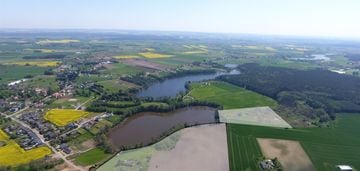 Kompleks działek z linią brzegową, blisko iławy.