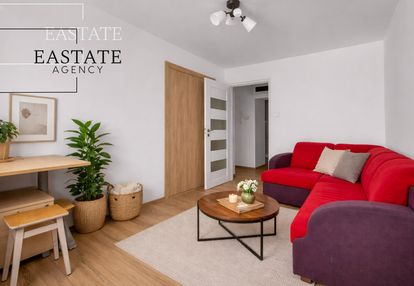 Balkon/osobna kuchnia/4 pokoje/metro 10min/nabiuro