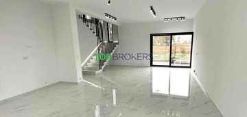 Nowoczesny dom dla rodziny lub firmy