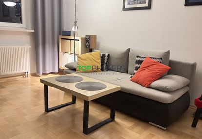 Dwa przestronne, komfortowe pokoje, garaż