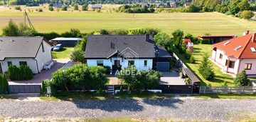 Zadbany dom w genialnej lokalizacji