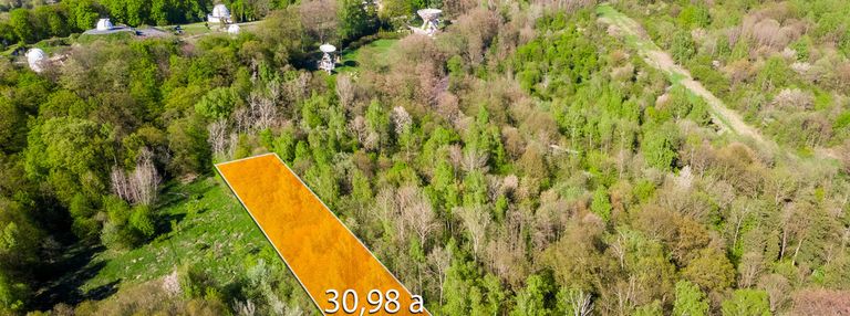 Działka rolna u stóp obserwatorium astronomicznego