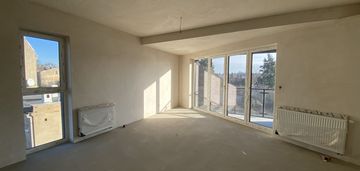 Syndyk sprzeda apartament nad wartą 74 m2