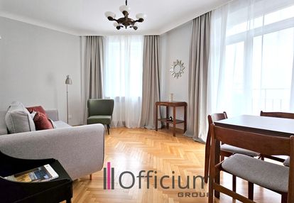Apartament(50m2) w kamienicy z piwnicą, mokotów.