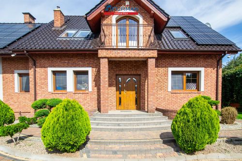 Dom jednorodzinny w szydłowie o pow. 254 m2