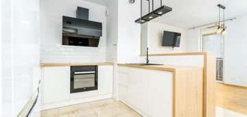 | bielany/chomiczówka| 2 pok. | zieleń | cisza |