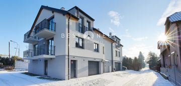 Gotowe trzypokojowe mieszkanie z dużym garażem