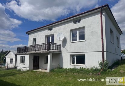 Dom w malowniczej ropicy polskiej