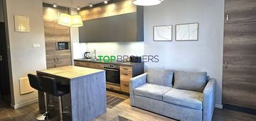 Dwa eleganckie pokoje, blisko metro