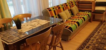 W centrum sopotu 2 pokojowe, z miejscem postojowym