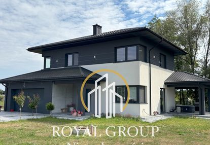 Wolnostojący, komfortowy, duża działka