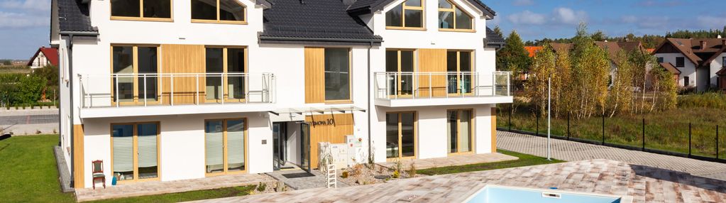 Dwupoziomowy apartament z basenem!