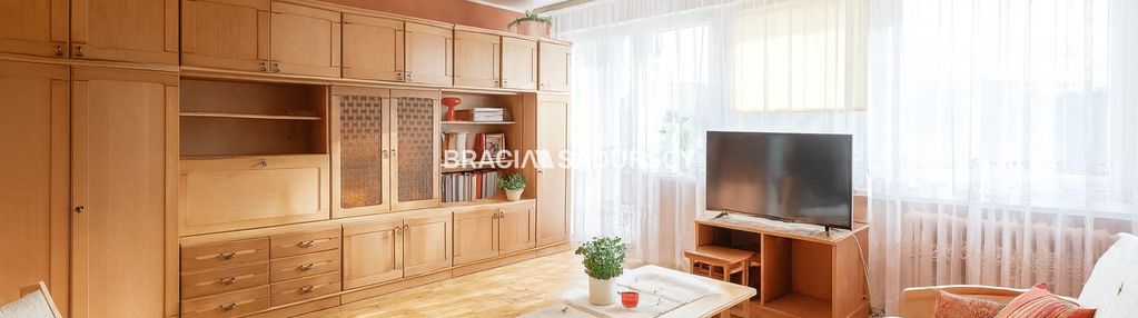 4-pok mieszkanie, 2 balkony i piwnica - kurdwanów