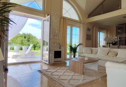 Piękny dom villa na sprzedaż żarów