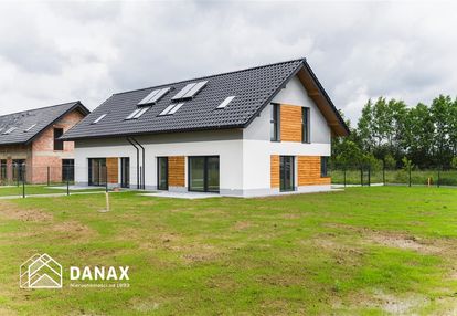 Nowy dom, bliźniak pod myślenicami