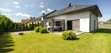 Dom nad morzem gotowy do zamieszkania