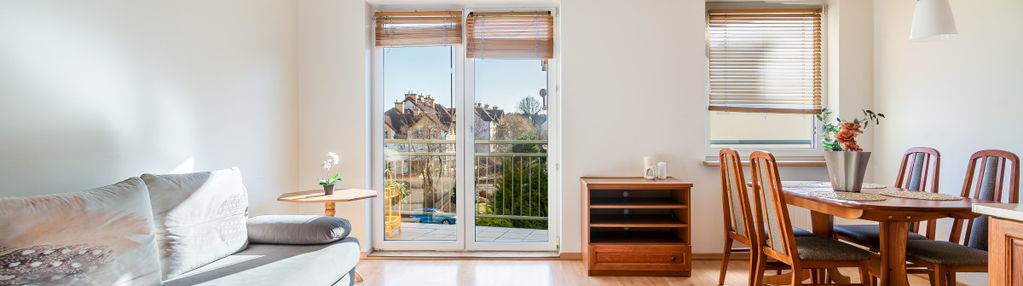 Dwustronne, słoneczne.