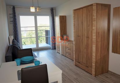 Kawalerka z balkonem. apartamentowiec