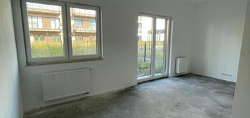 Kawalerka 31m² z ogromnym ogrodem 65m² w ożarowie.