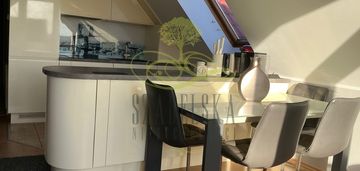 Możliwość 4 pokoi, balkon, centrum dzielnicy !!!