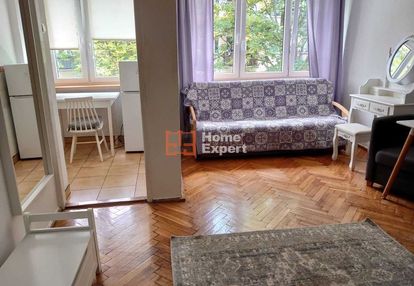 Do zamieszkania kawalerka