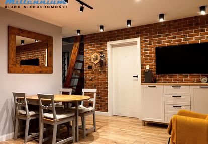 Nietuzinkowe mieszkanie w zadbanej kamienicy!